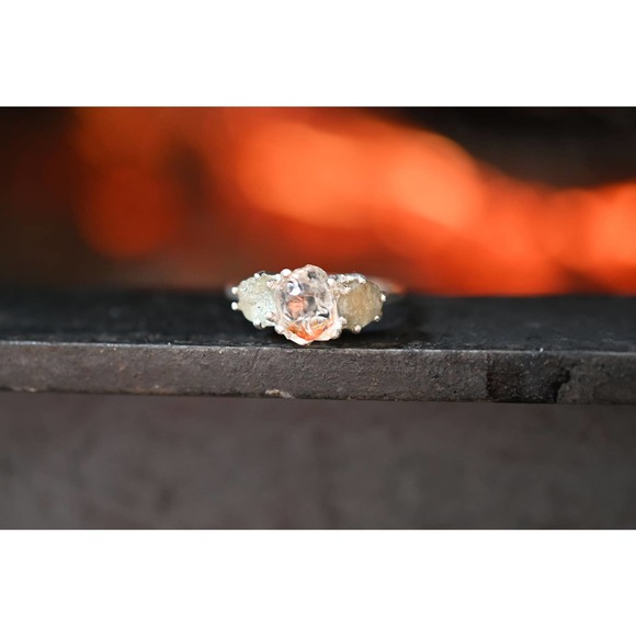 Sapphire Engagement Ring, Natural Green yellow rustic unique alternative - Picture 2 of 6